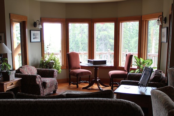 Sittområde i lobbyn