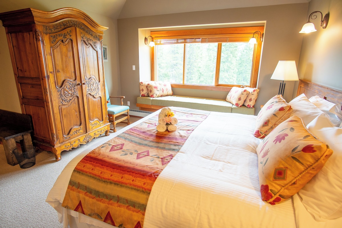 Premier-Doppelzimmer, Bergblick (Min age for children 10)