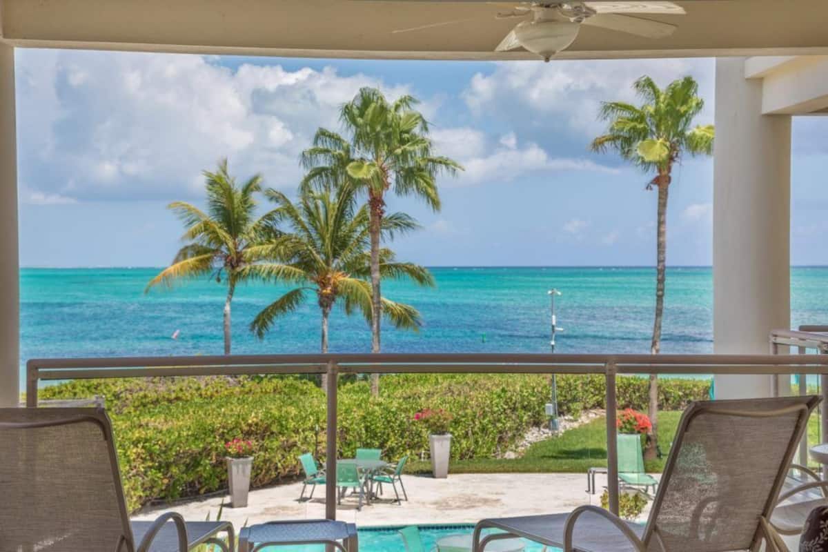 1-bedroom oceanfront (4202) | beach/ocean view