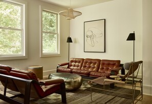 Rum - 1 kingsize-säng | Vardagsrum