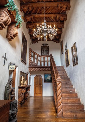 Check-in/check-out kiosk - The Inn at the Delta (Espanola)