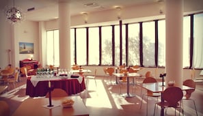 Breakfast for a fee - EcoHotel (Ospedaletto Lodigiano)