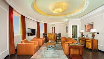 Presidential Studio Suite, 1 King Bed | Premium bedding, in-room safe, desk, soundproofing