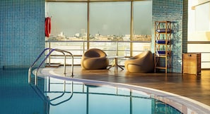 Indoor pool - Millennium Hotel Doha (Doha)