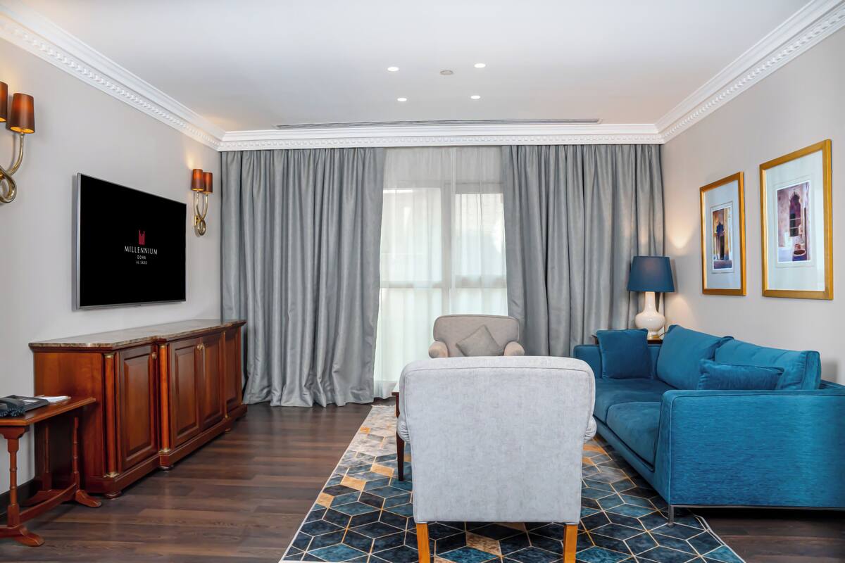 suite, 1 king bed (diplomatic) | premium bedding, in-room safe, desk, soundproofing