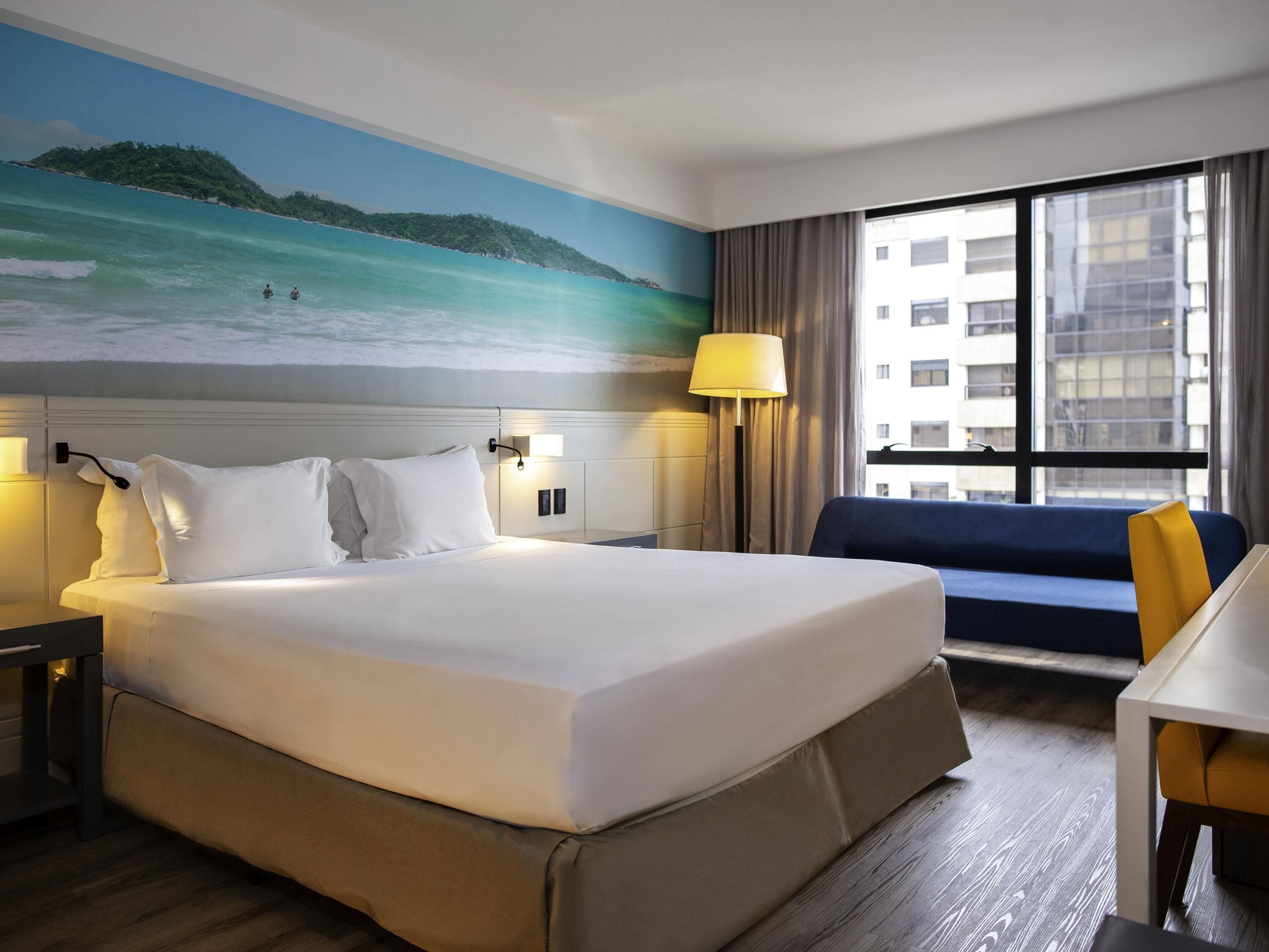 Superior Room, 1 King Bed with Sofa bed, Partial Sea View | Minibar, in-room safe, desk, blackout drapes