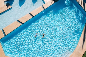 Outdoor pool - Mantarays Ningaloo Beach Resort (Exmouth)