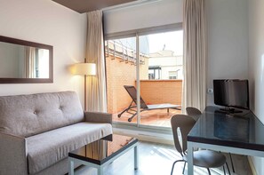 Flatskjerm-TV og oppvarmet gulv