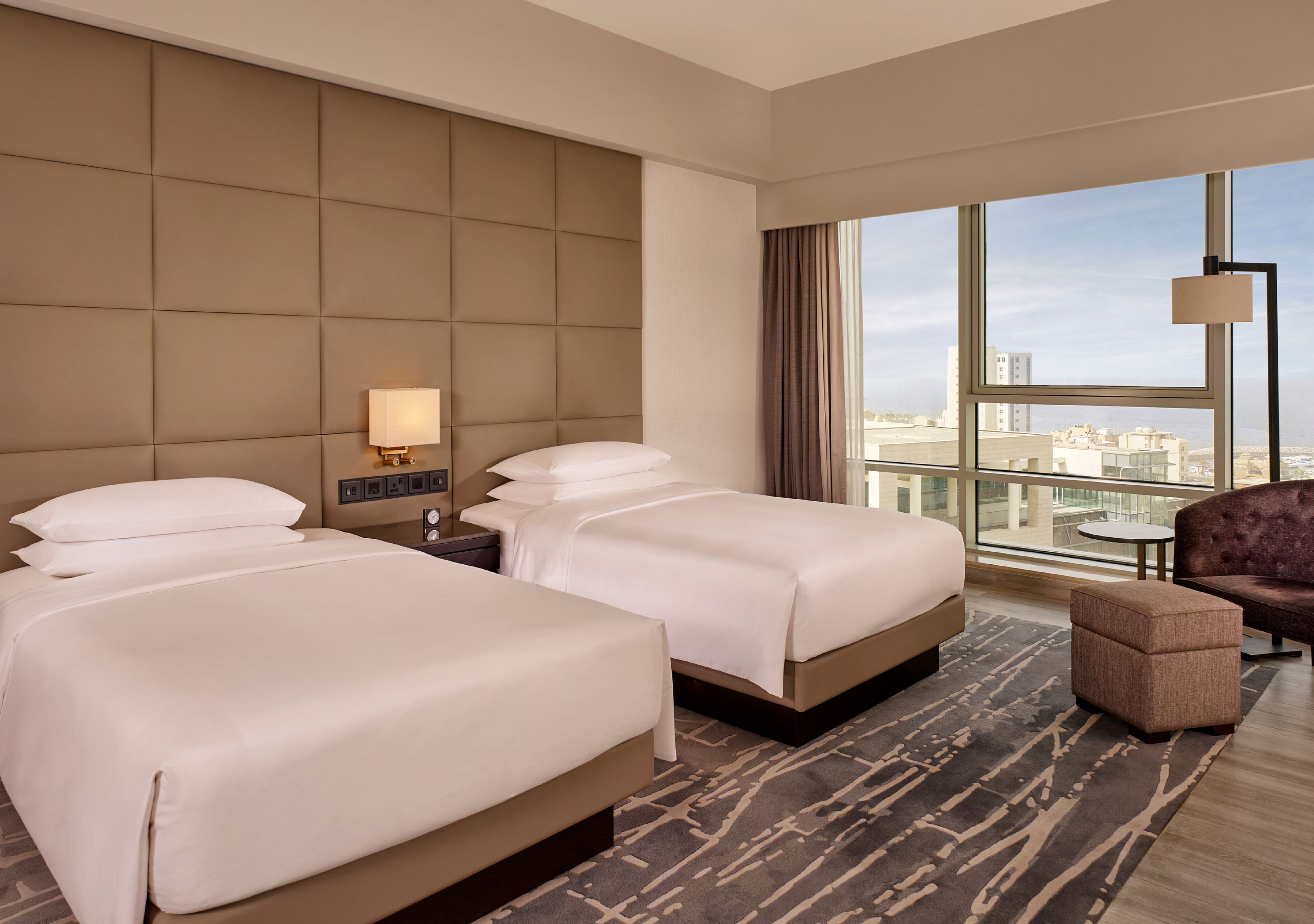 suite (regency, high floor) | down duvets, free minibar items, in-room safe, individually furnished