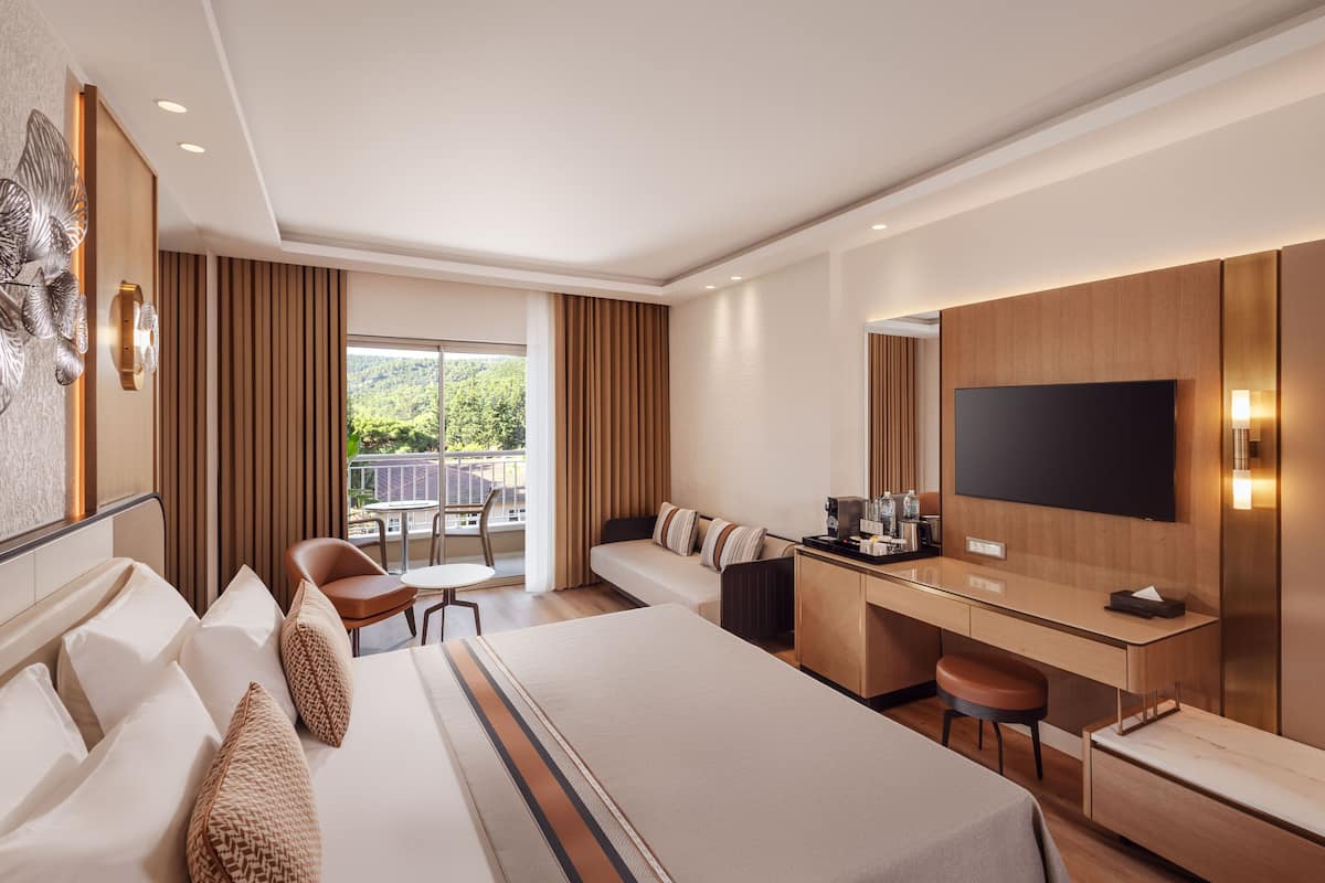 1 bedroom, minibar, in-room safe, free WiFi