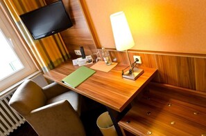 Literie hypoallergénique, coffres-forts dans les chambres