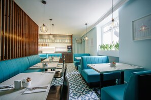 Daily buffet breakfast (GBP 12 per person)