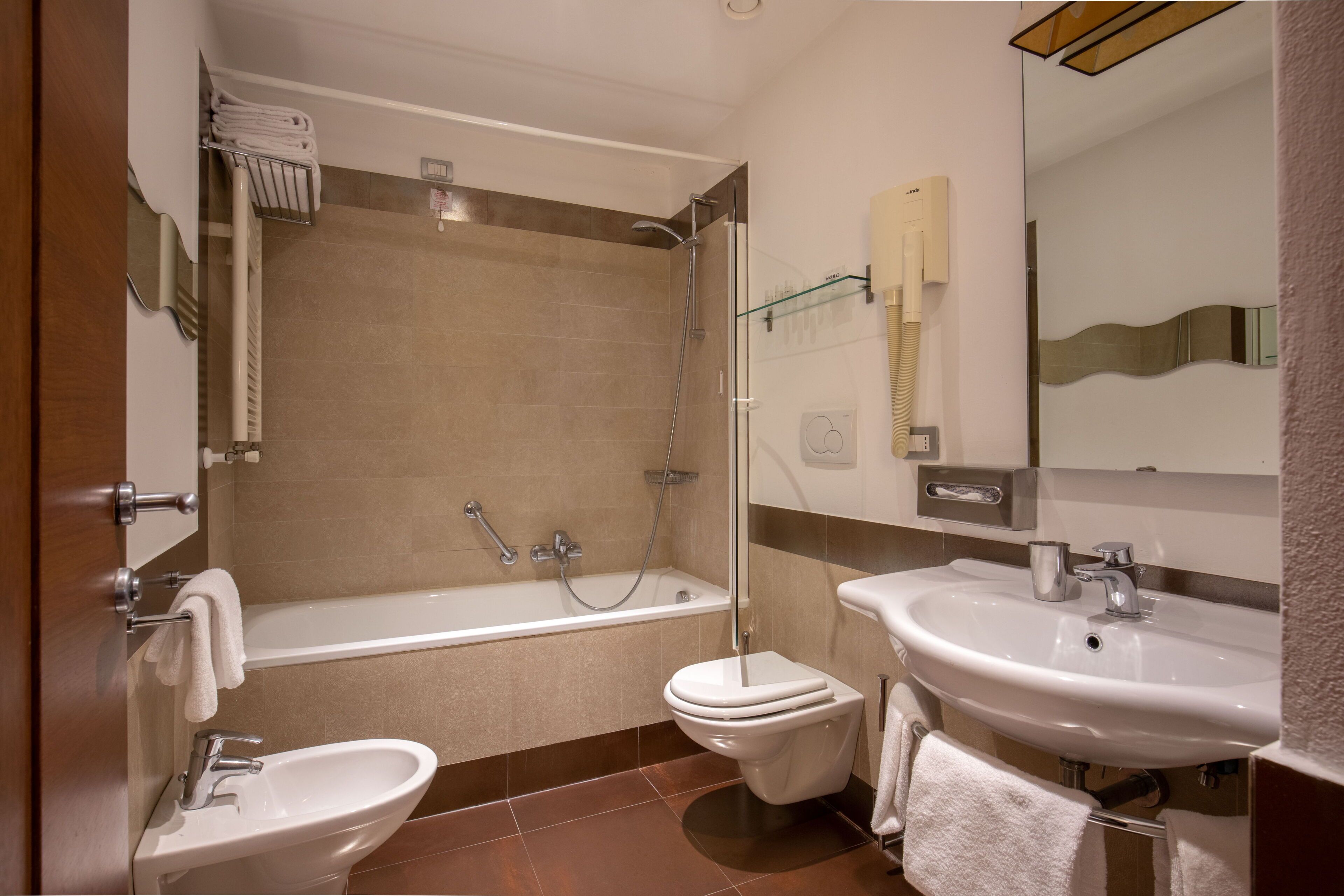 Photo - Condotti Palace