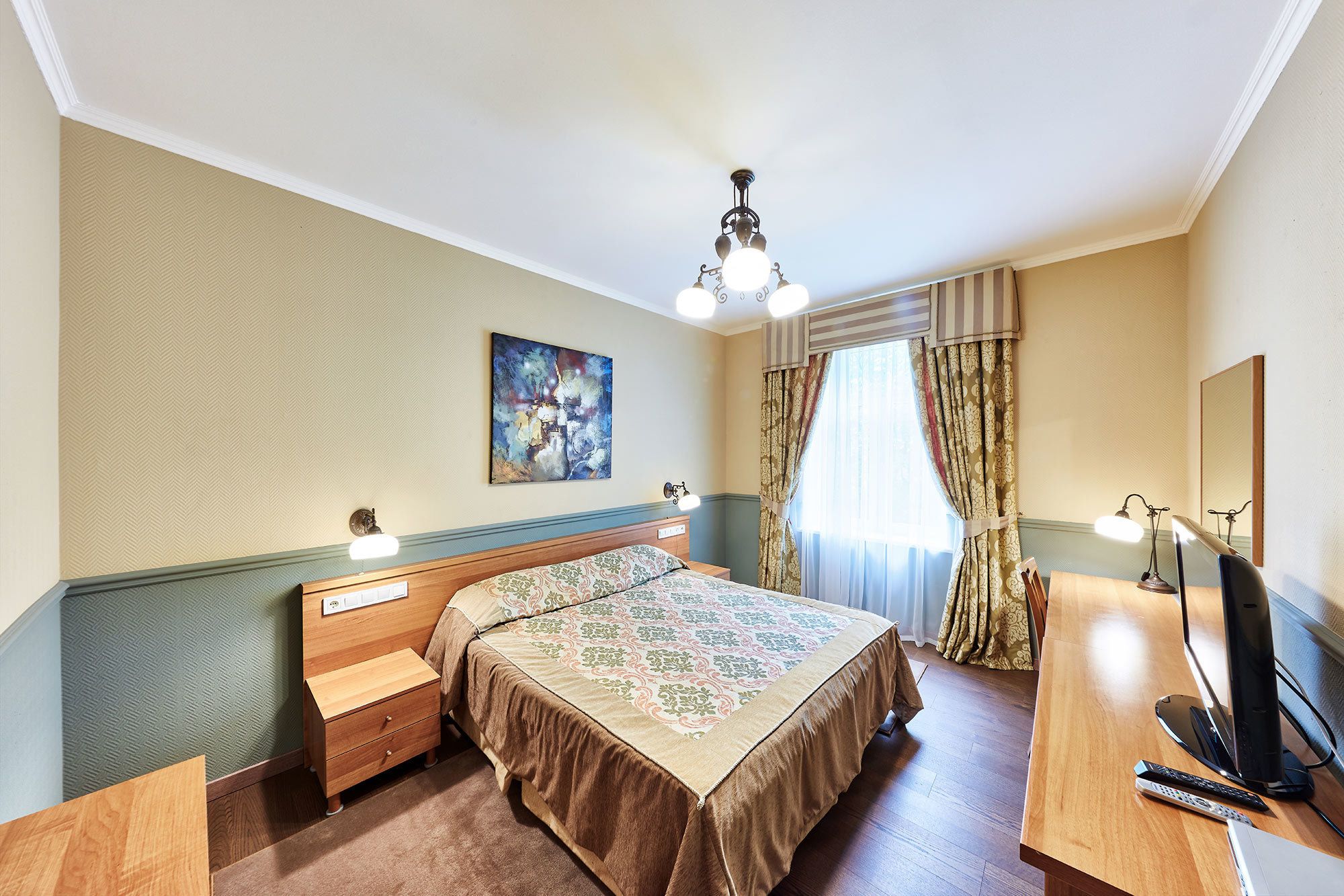 Suite | 1 slaapkamer, luxe beddengoed, een minibar, een kluis op de kamer