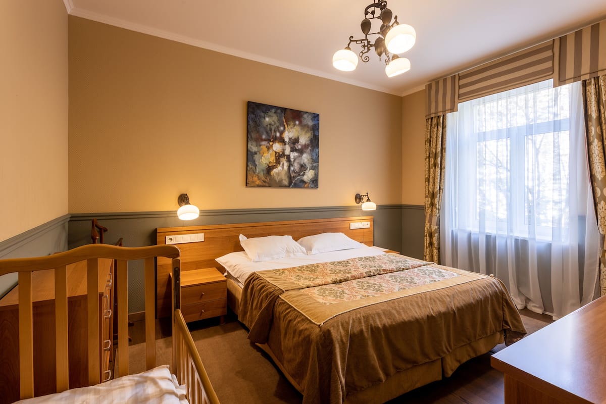 Suite | 1 bedroom, premium bedding, minibar, in-room safe