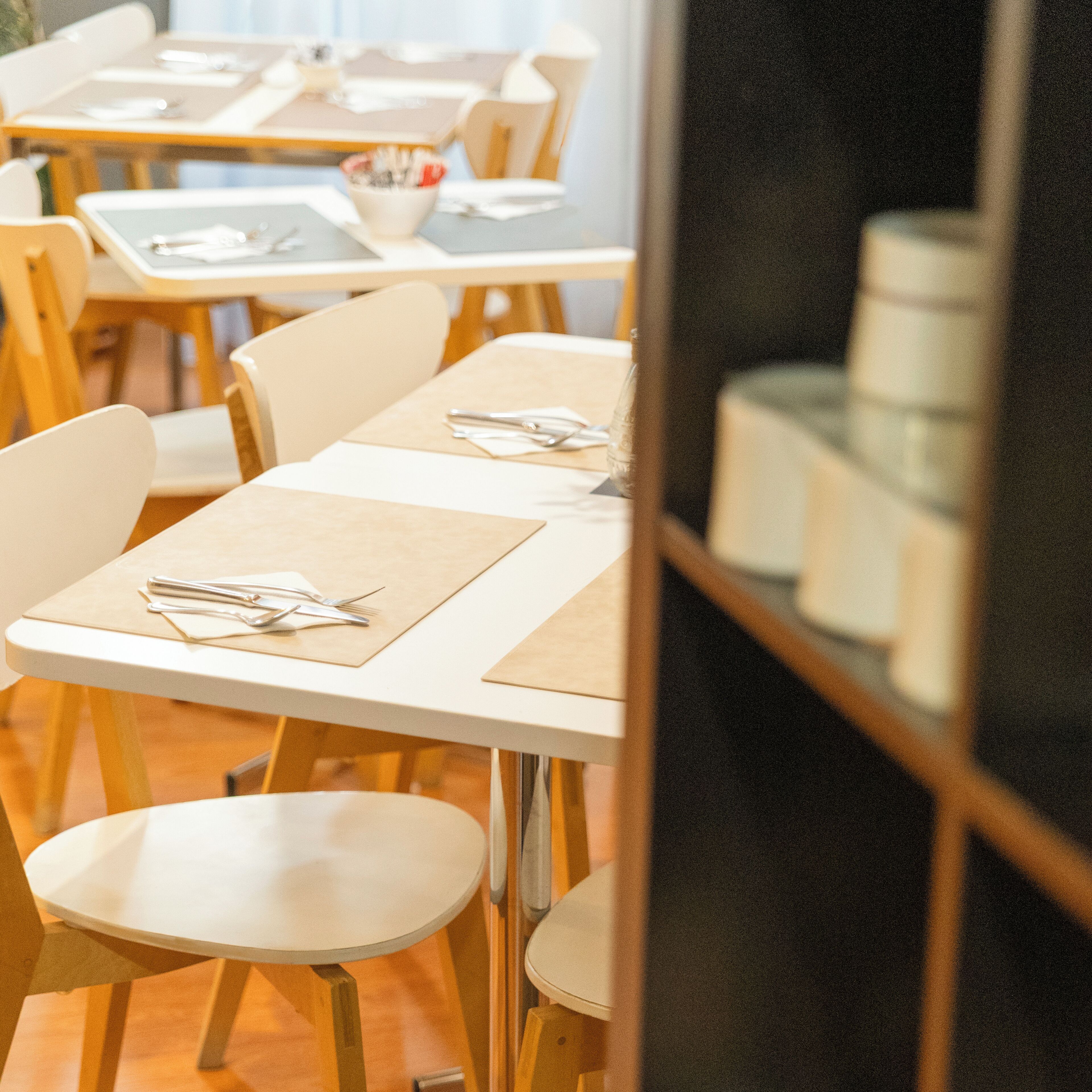 Tägliches Frühstücksbuffet (9 EUR pro Person)