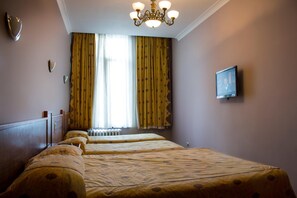 Camas Select Comfort, cofres nos quartos, escrivaninha