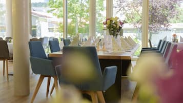 Tägliches inbegriffenes Frühstücksbuffet