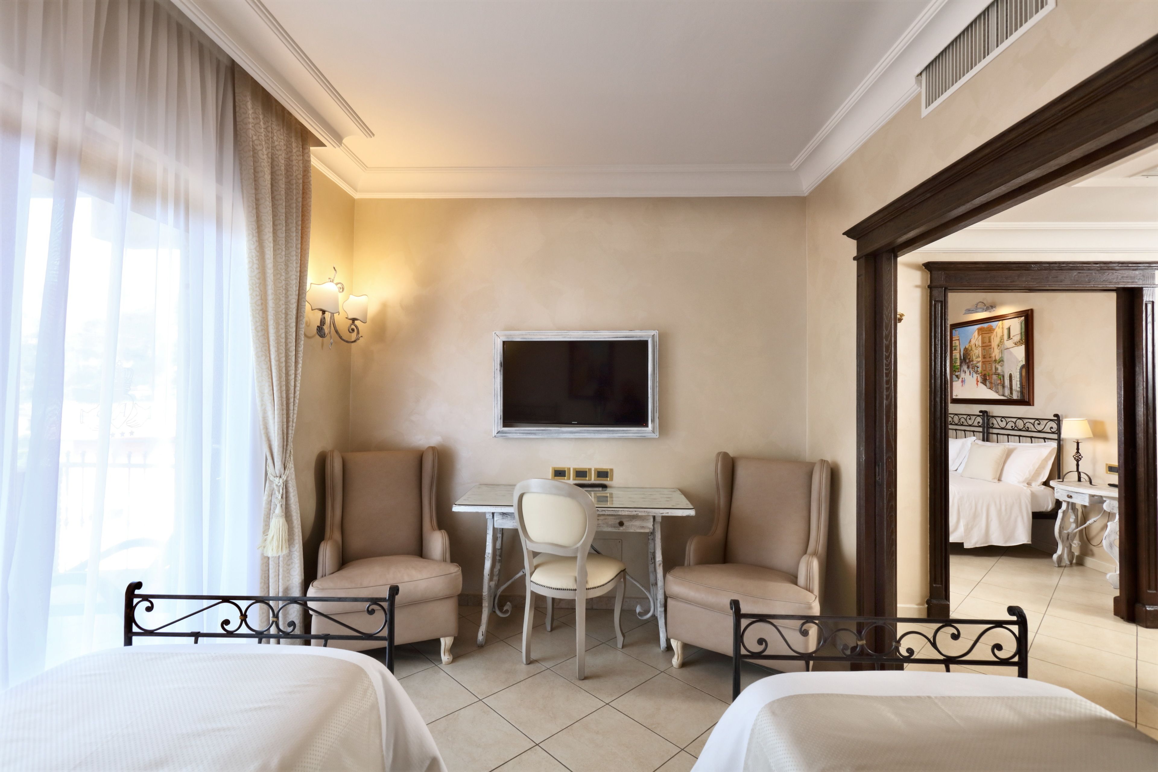 family suite (etna) | 2 bedrooms, minibar, in-room safe, desk