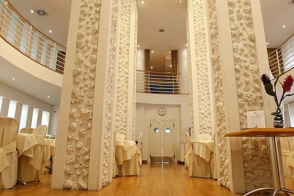 Colazione a buffet inclusa, servita tutte le mattine