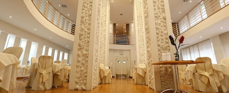 Hotel Luxor
