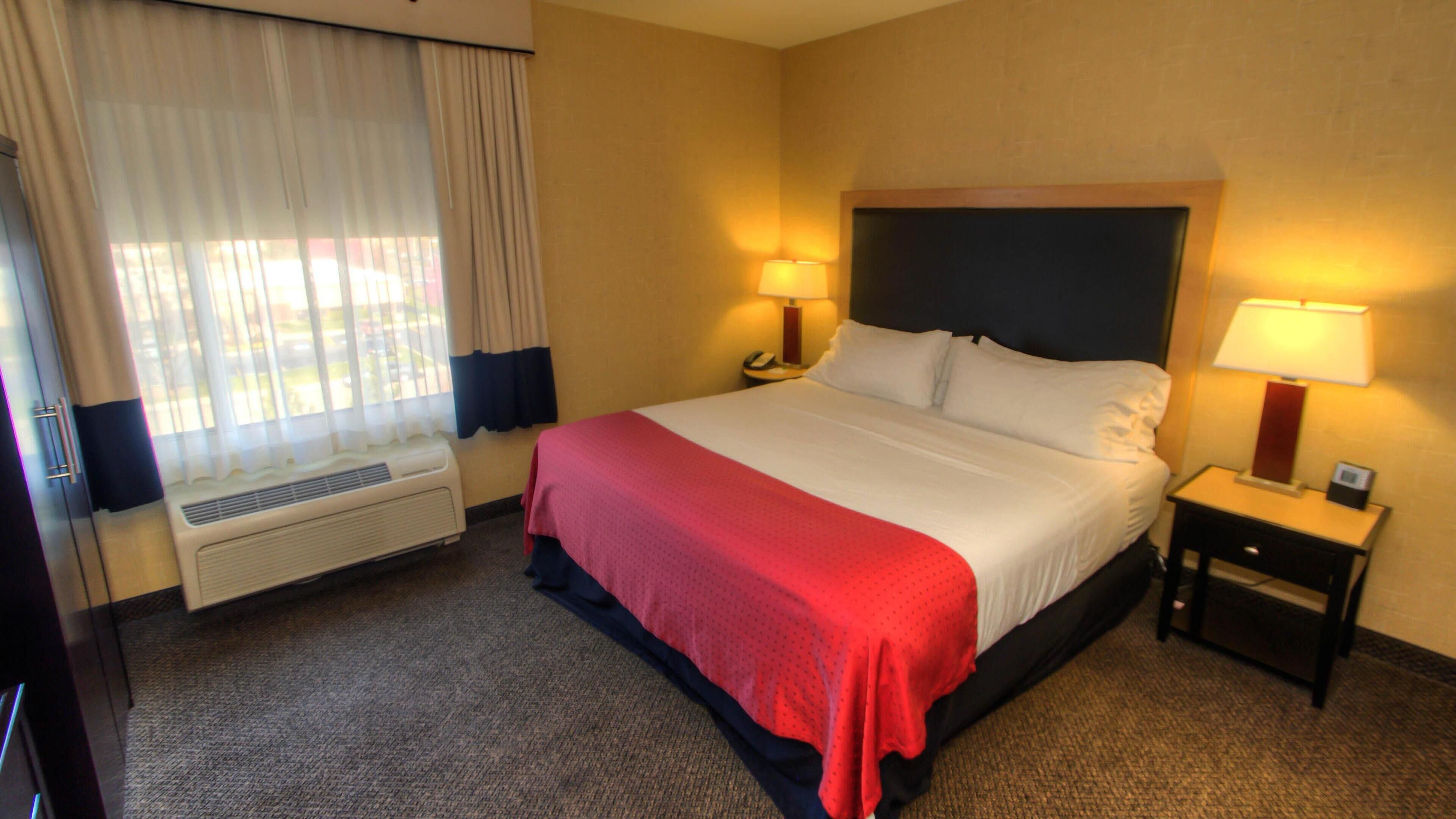 In-room safe, desk, laptop workspace, iron/ironing board
