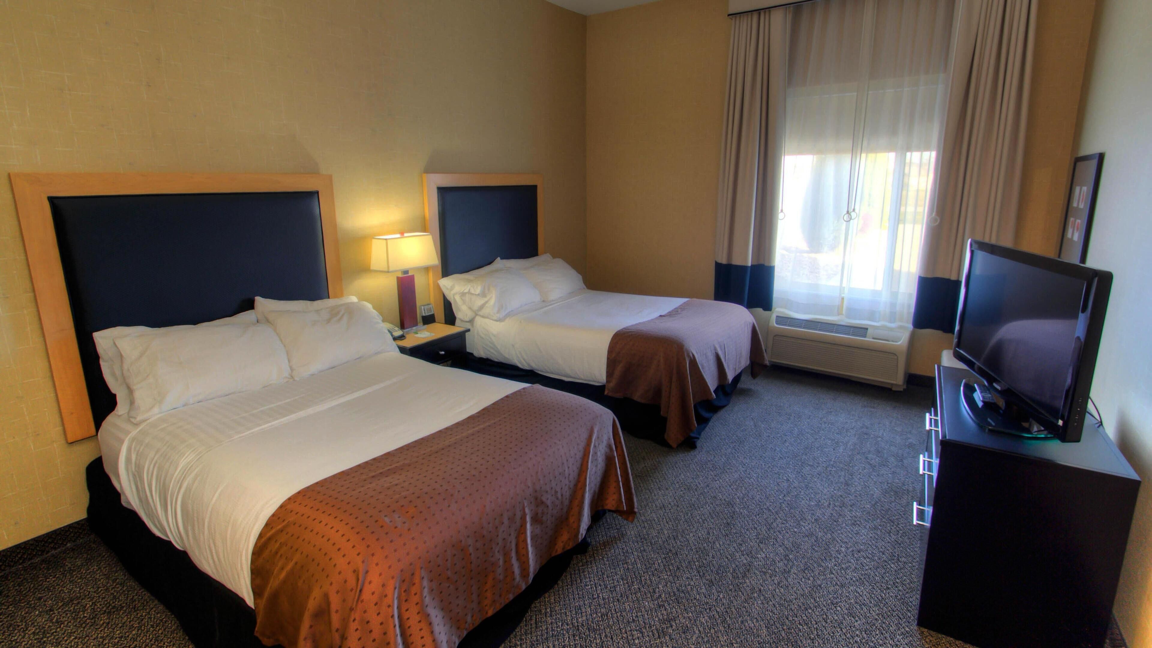 In-room safe, desk, laptop workspace, iron/ironing board