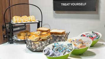 Daily cooked-to-order breakfast for a fee