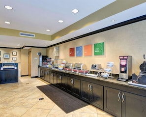 Free daily continental breakfast - Comfort Suites Conway (Conway)