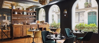 NEWHOTEL REPUBLIQUE (ex Albert's Hotel)