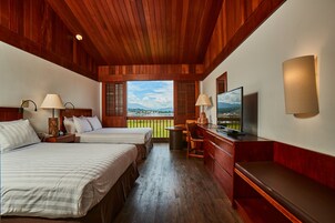 Habitación Deluxe con 2 camas individuales, 2 camas individuales, vistas al lago | Ropa de cama de alta calidad, colchones viscoelásticos, minibar