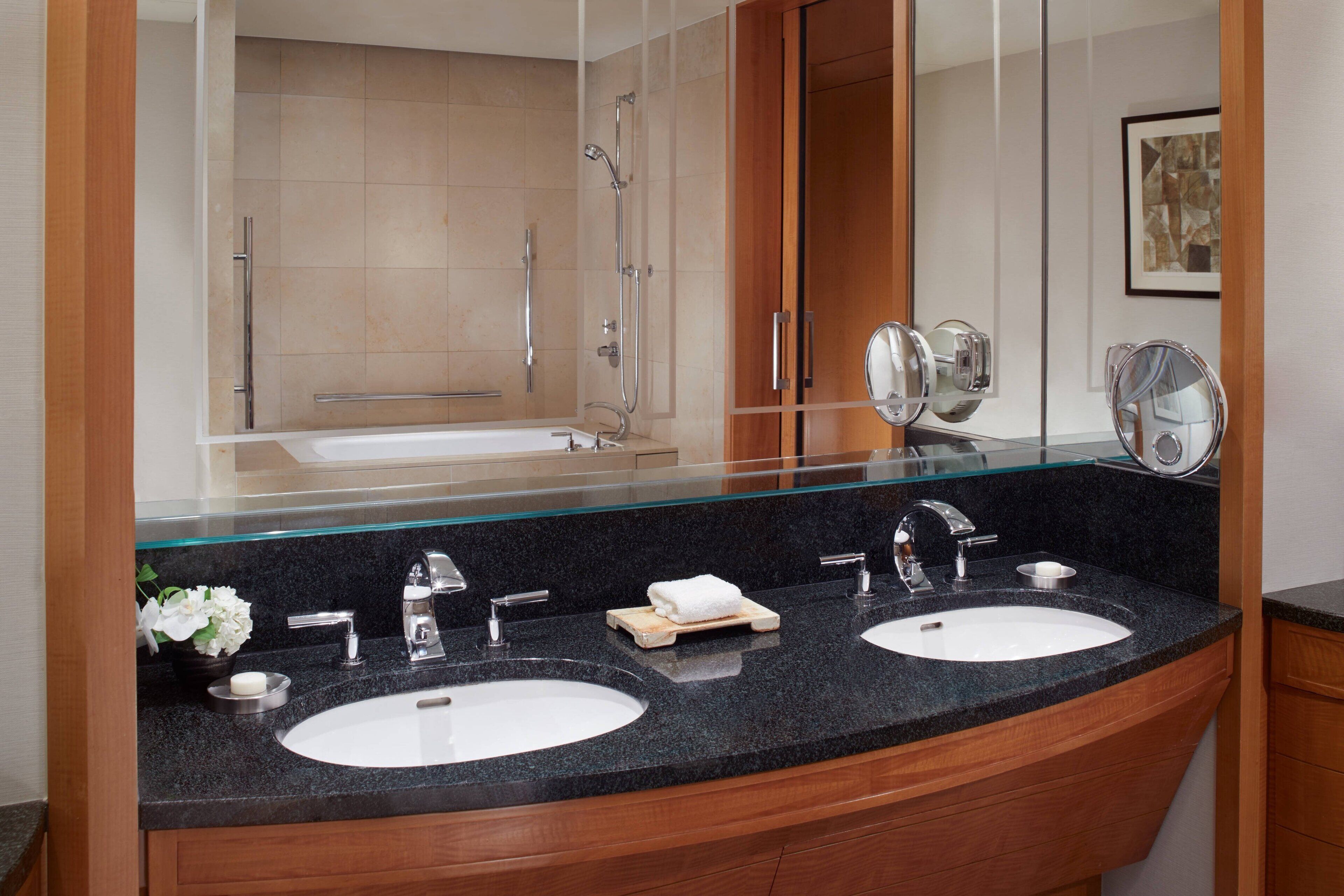 separate bathtub and shower, deep-soaking bathtub