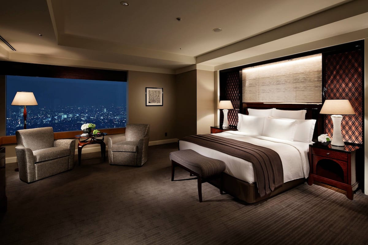 1 bedroom, Frette Italian sheets, premium bedding, minibar