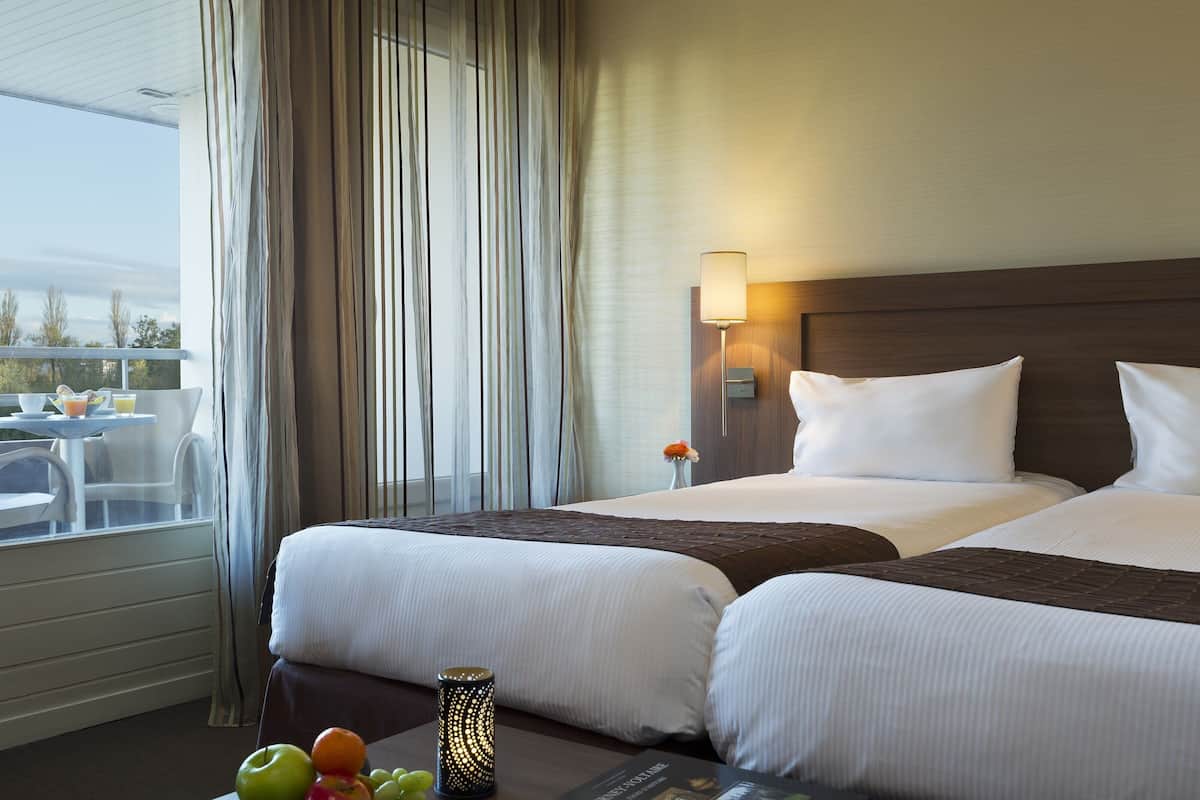 In-room safe, desk, laptop workspace, blackout curtains