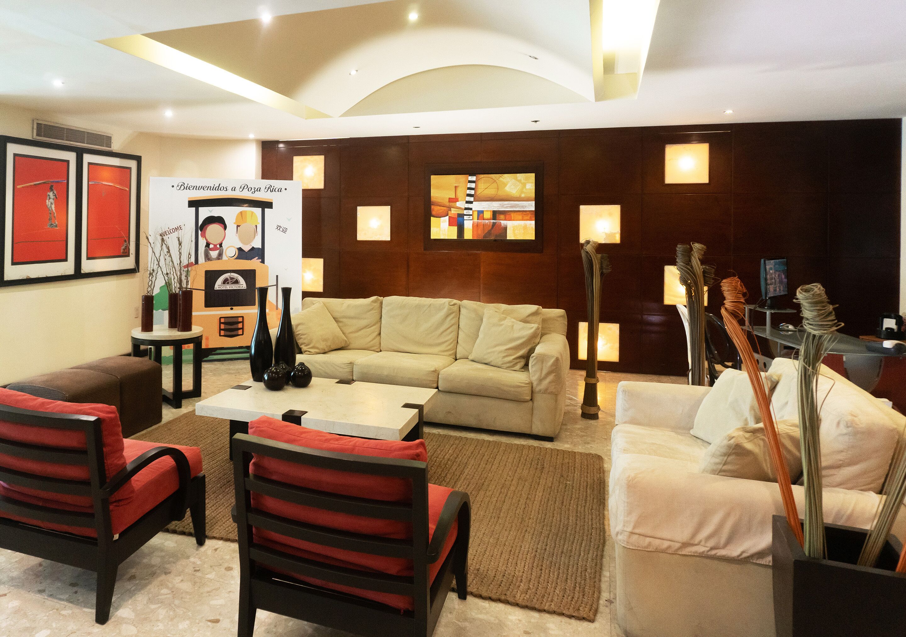 Lobby lounge
