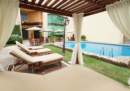 Deque. Hotel Victoria Poza Rica by Brahma