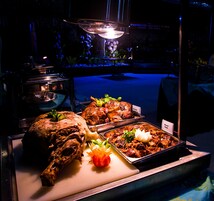 2 restaurants, breakfast, lunch served; local and international cuisine