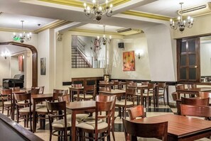 Dining - Promenade Hotel (Buenos Aires)