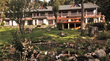 Fachada de la propiedad