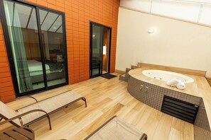 Deluxe Room, Bathtub | Private spa tub - Royal Golden Savassi Hotel (Belo Horizonte)