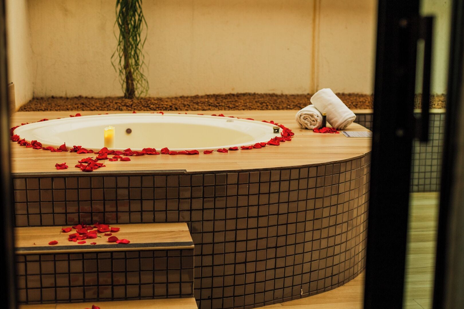 private spa tub