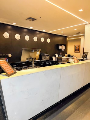 1 bedroom, premium bedding, minibar, in-room safe