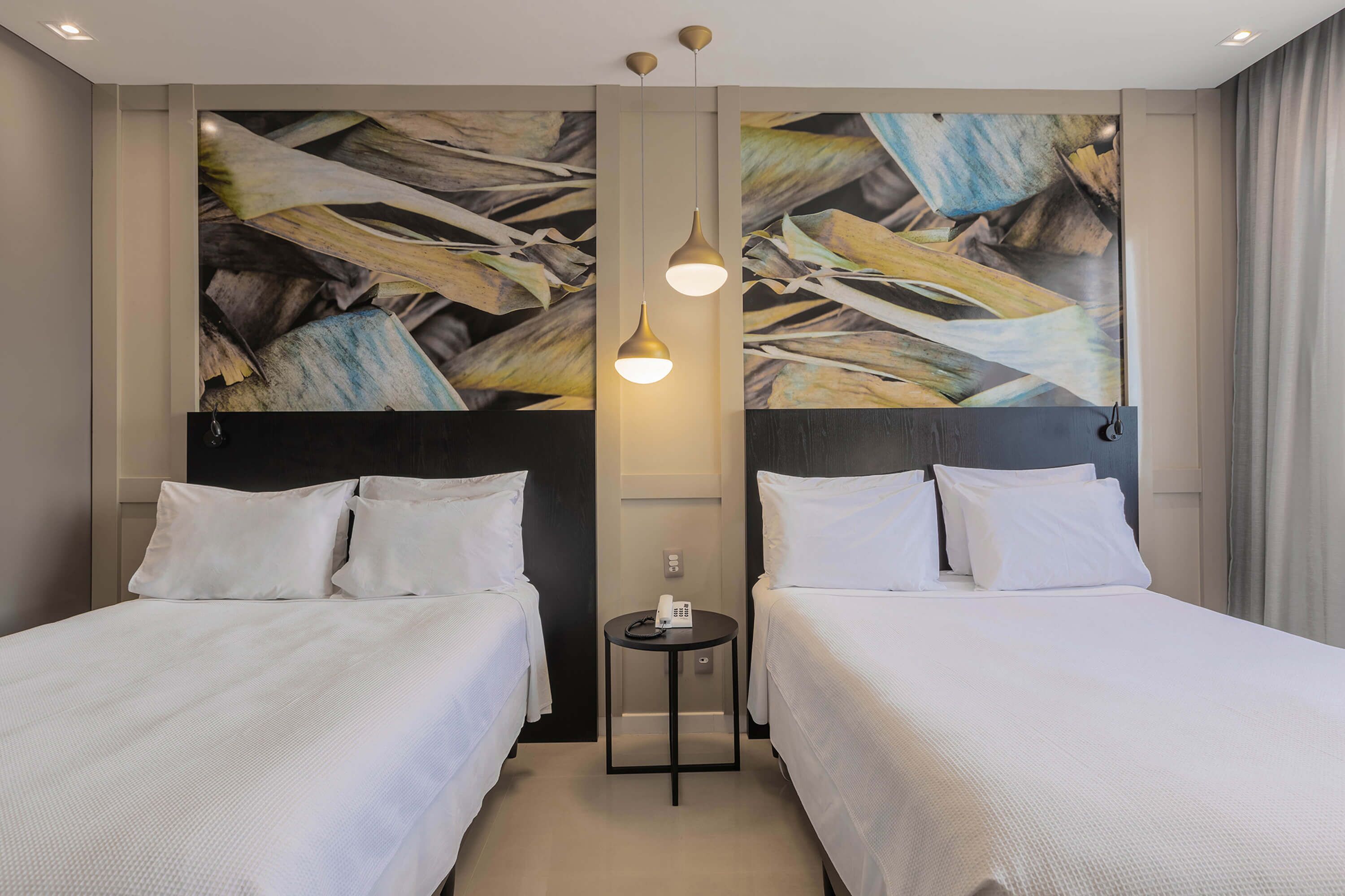 luxury twin room | 1 bedroom, minibar, in-room safe, desk