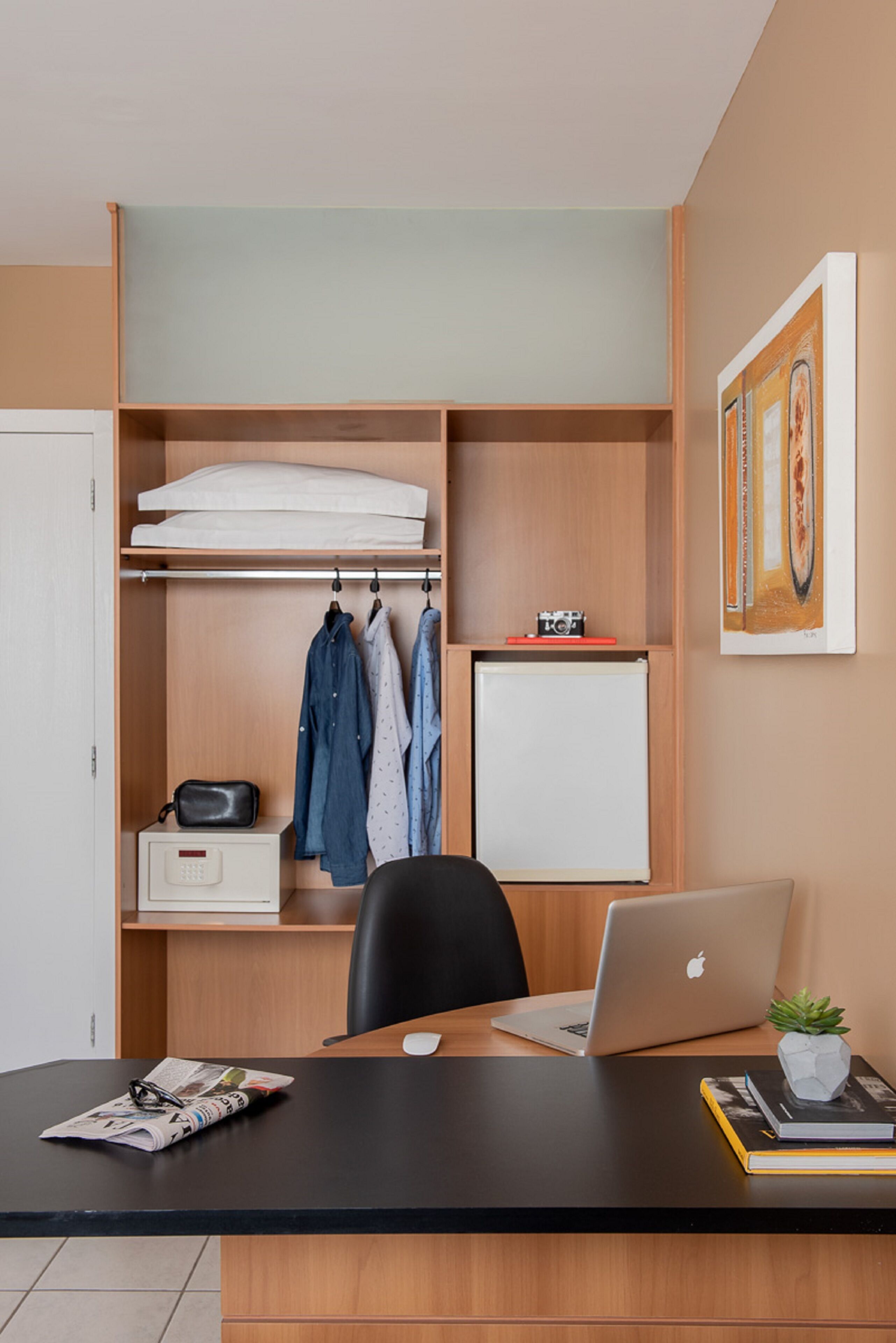 minibar, in-room safe, desk, laptop workspace