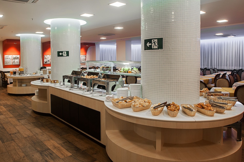 Normandy Hotel photo 3