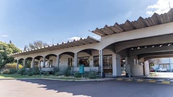 Fachada da propriedade