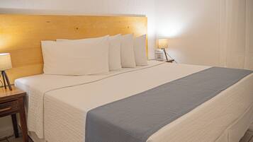 CHALE LUXO VISTA JARDIM | Premium bedding, minibar, in-room safe, blackout drapes