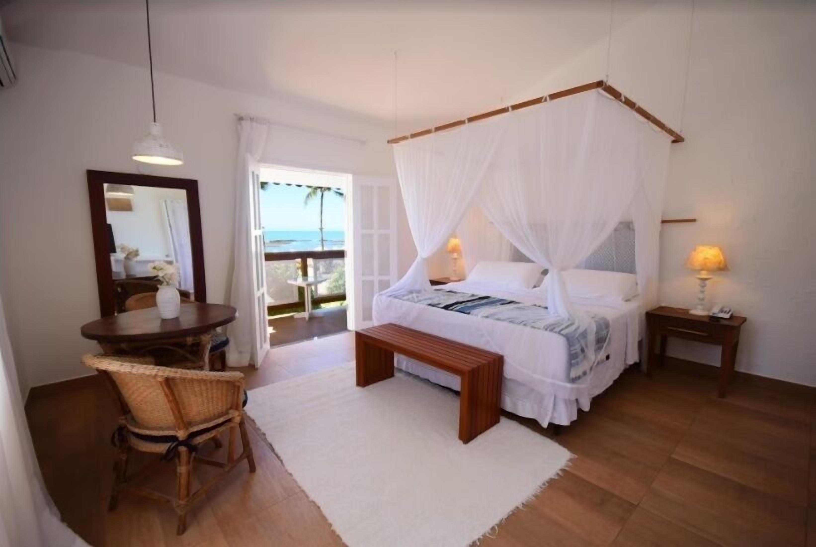 Premium bedding, minibar, in-room safe, blackout drapes