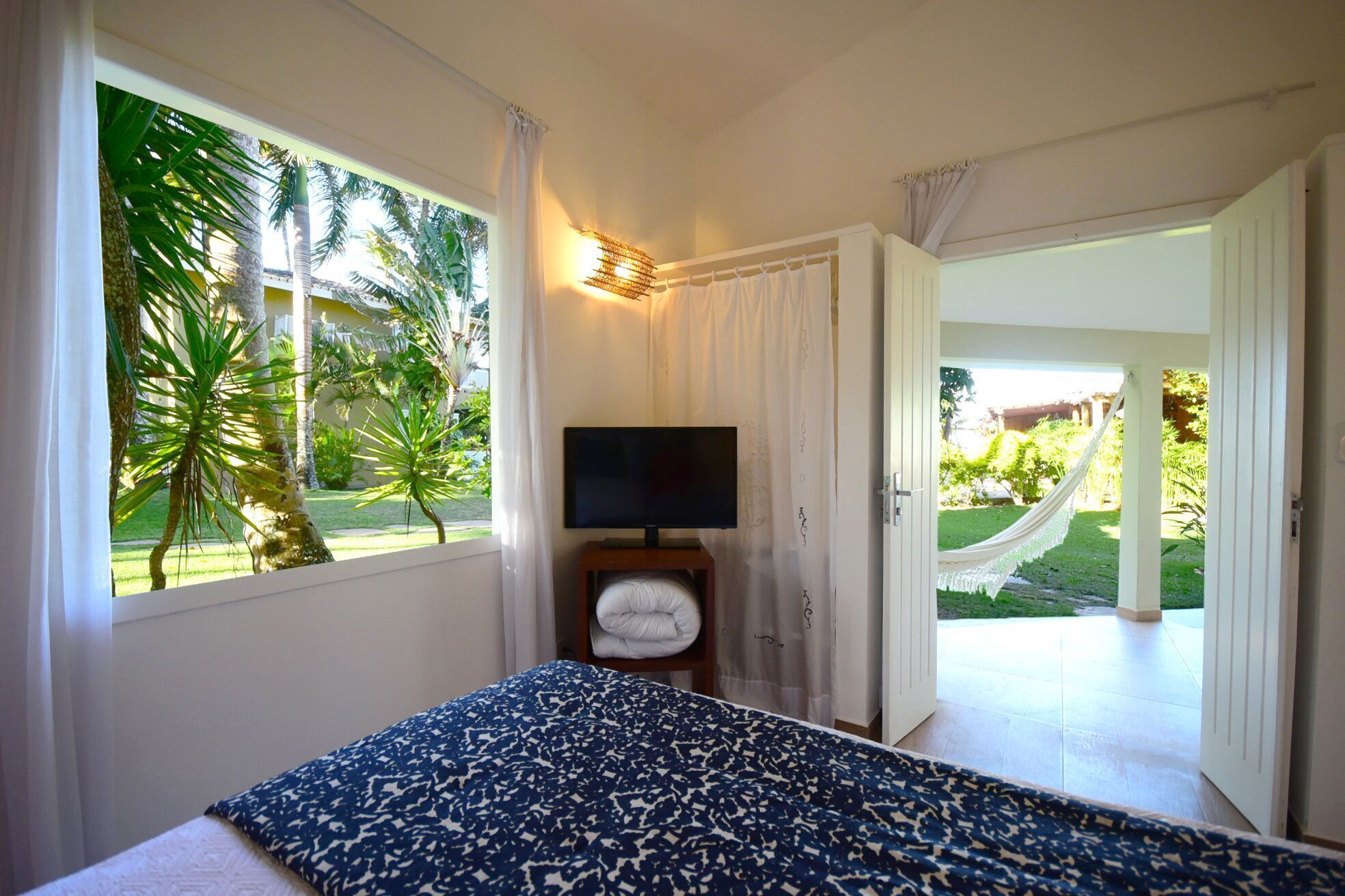 Premium bedding, minibar, in-room safe, blackout drapes