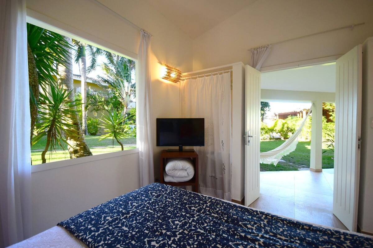 Premium bedding, minibar, in-room safe, blackout drapes